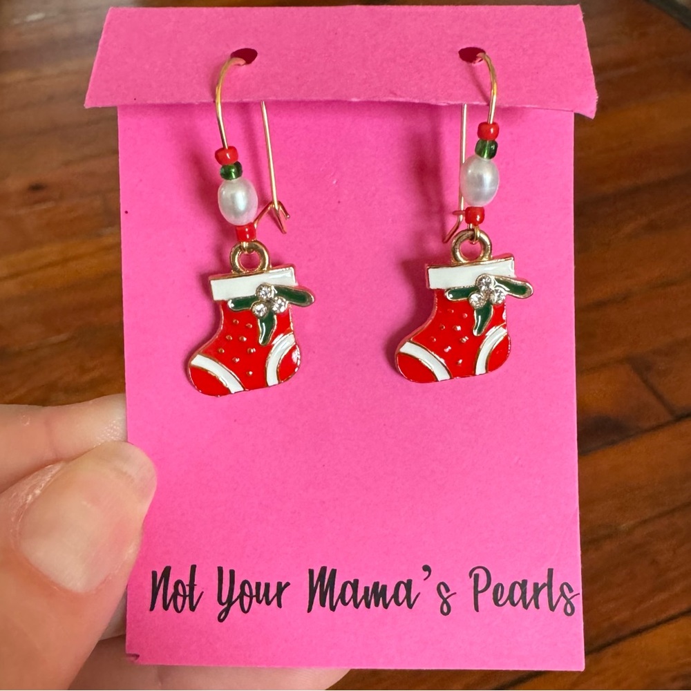 Pearl Christmas Stocking Dangling Gold Earrings NWT